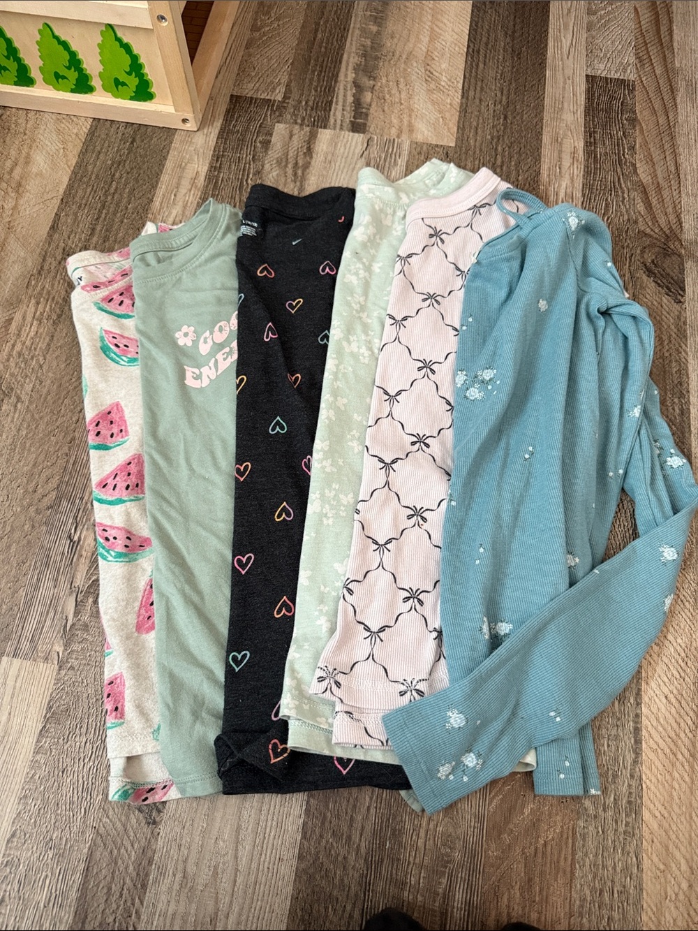 Bundle 6 10/12 girls shirts